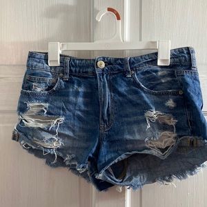 Ripped Jean shorts